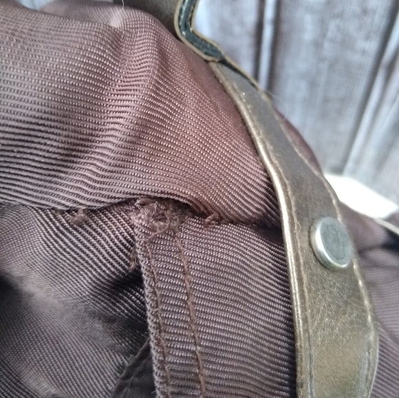 Rip Stop Nylon Faux Leather Buckle & Strap 3 Compartment Shoulder Bag - Picture 12 of 15